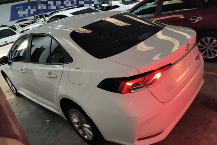 Toyota Corolla 2021 — 4