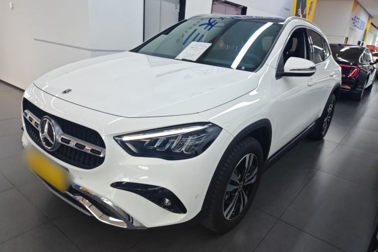Mercedes-Benz benz gla 2025 — фото 1