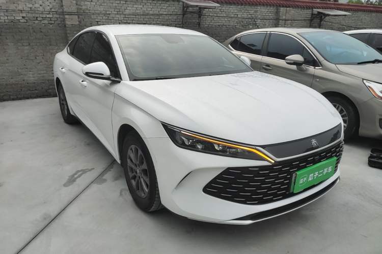 BYD Qin L 2024 — 3