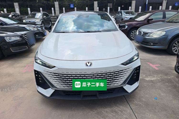 ChangAn UNI-V 2023 — 2