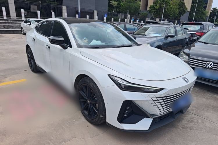 ChangAn UNI-V 2023 — 3