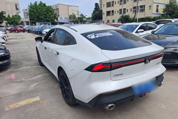 ChangAn UNI-V 2023 — 4