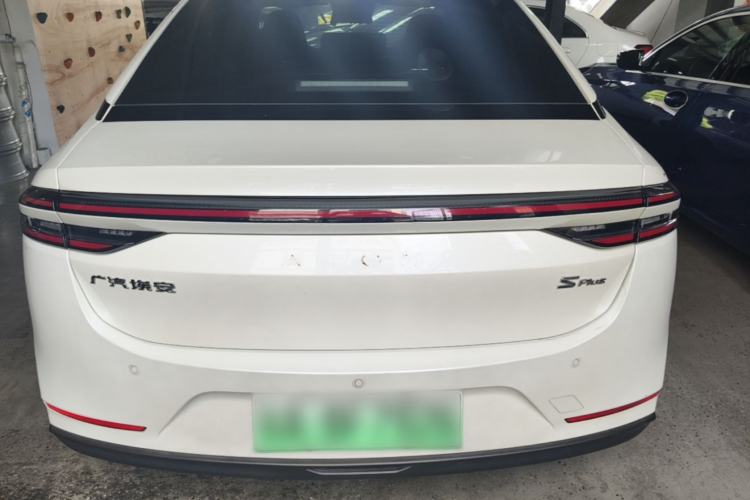 AION S Plus 2022 — 5