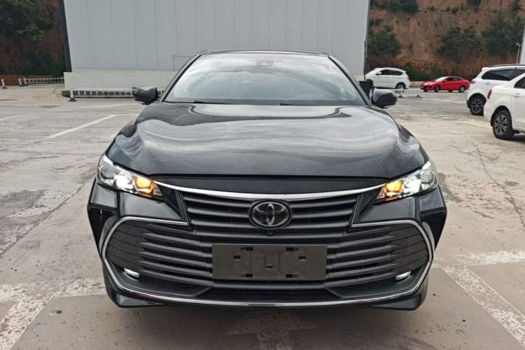 Toyota Avalon 2019 — 2
