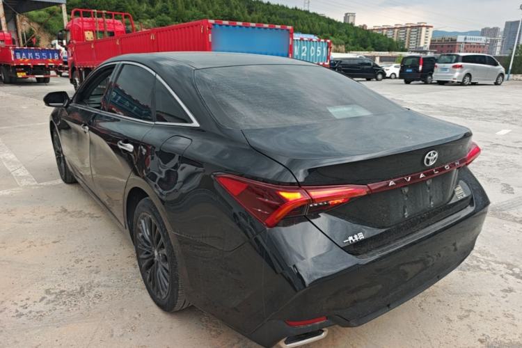 Toyota Avalon 2019 — 4