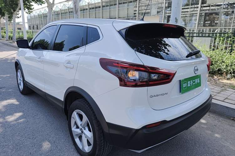 Nissan Qashqai 2023 — фото 4