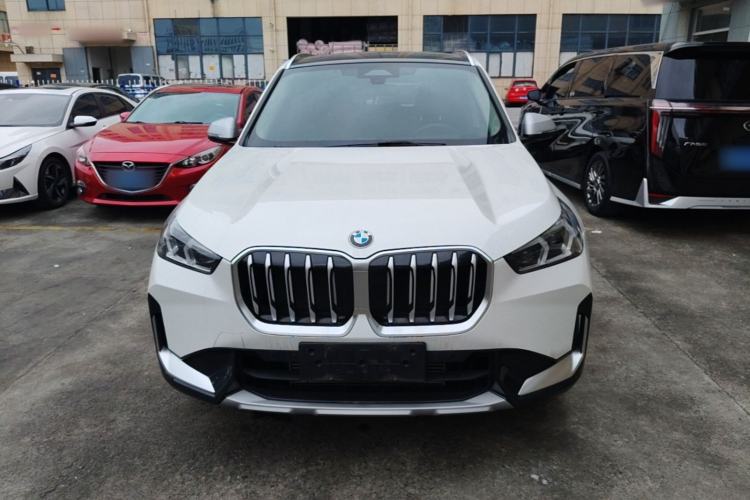 BMW X1 2023 — 2