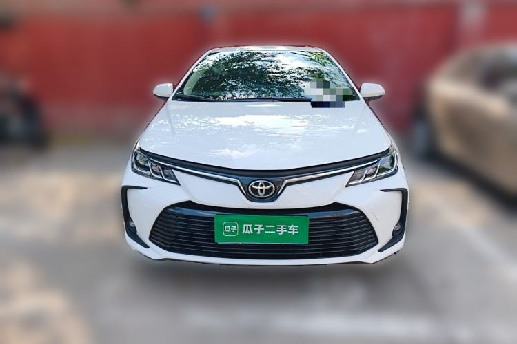 Toyota Corolla 2021 — фото 2