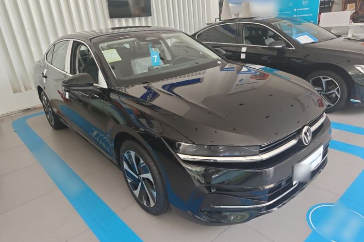 Volkswagen Magotan 2026 — 3