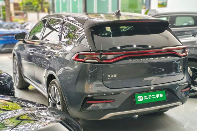 BYD Tang 2022 — 4