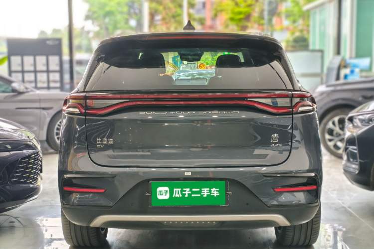 BYD Tang 2022 — 5