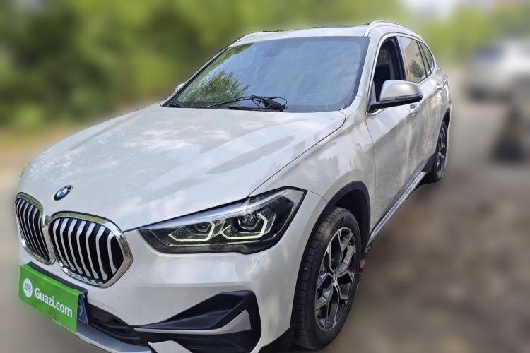 BMW X1 2022 — фото 1