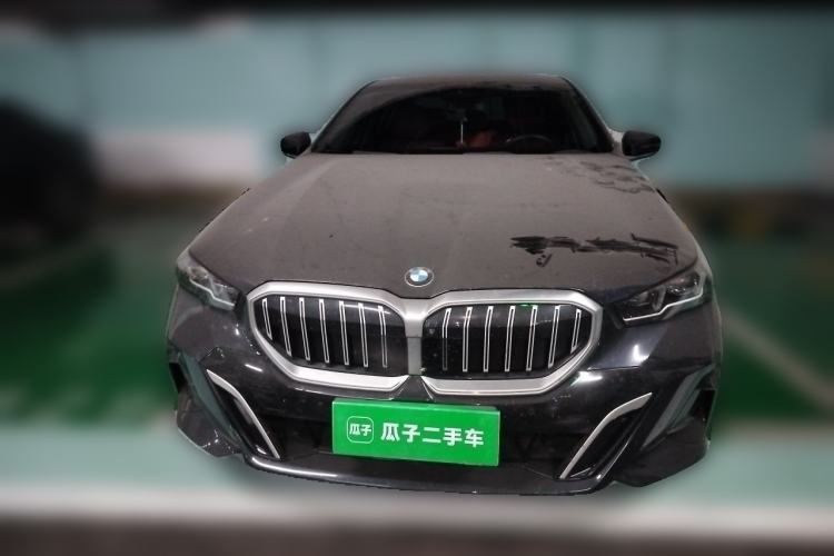 BMW 530Li 2024 — фото 2