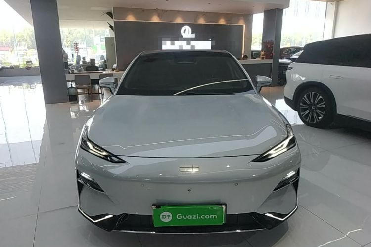 Geely Galaxy E8 2025 — 2