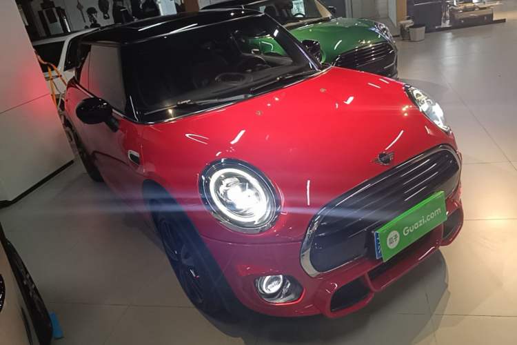 MINI Mini 2019 — 3