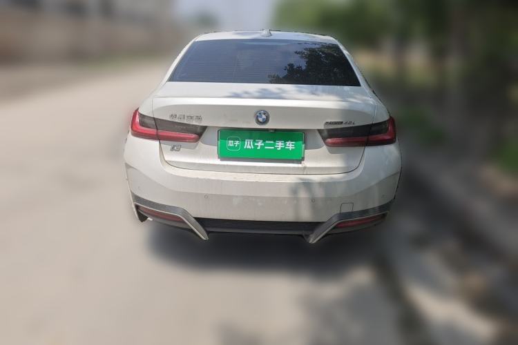 BMW i3 2023 — 5
