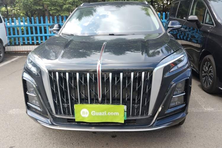 Hongqi HS3 2025 — 2