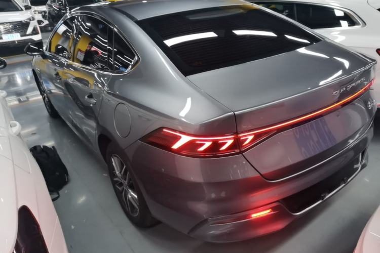 BYD Qin PLUS 2023 — фото 4