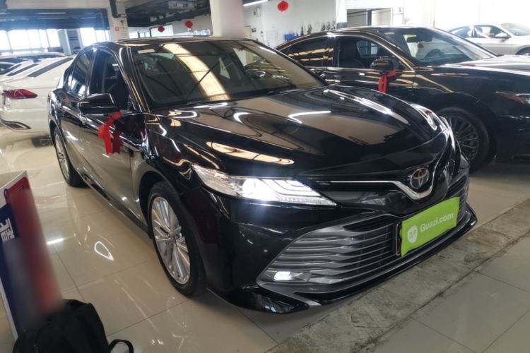 Toyota Camry 2019 — 3