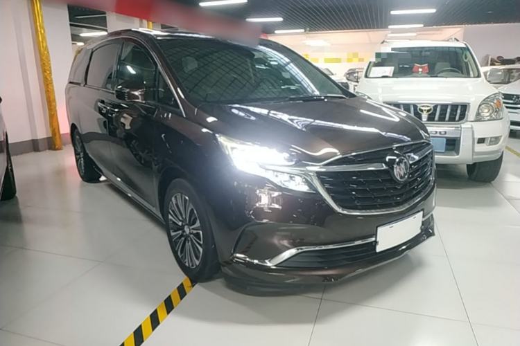Buick GL8 2021 — 3