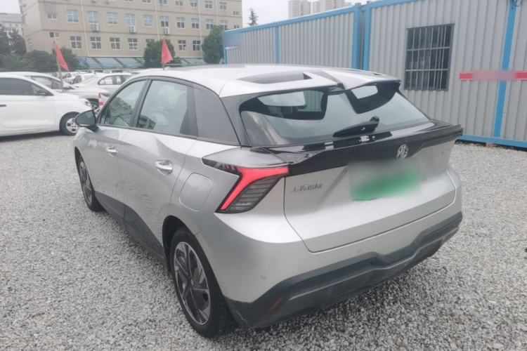 MG MG4 2023 — 4