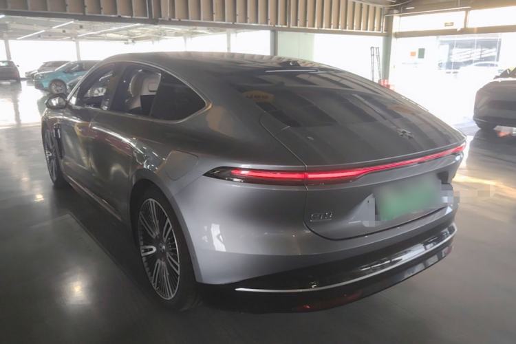 NIO ET9 2025 — 4