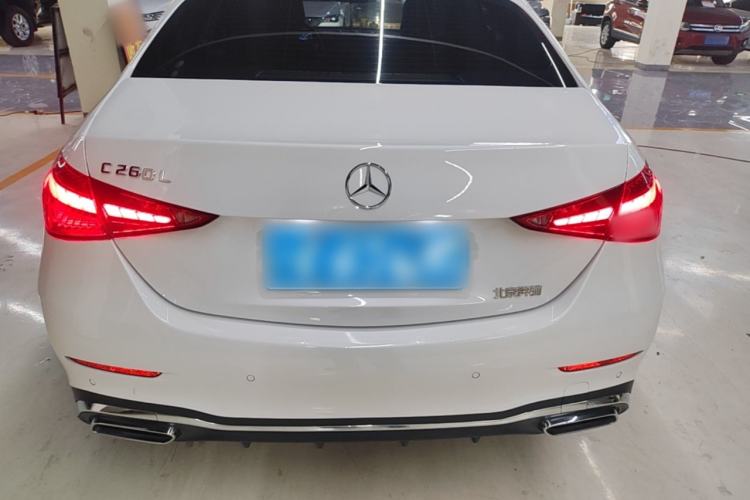 Mercedes-Benz C 260 L 2023 — фото 5