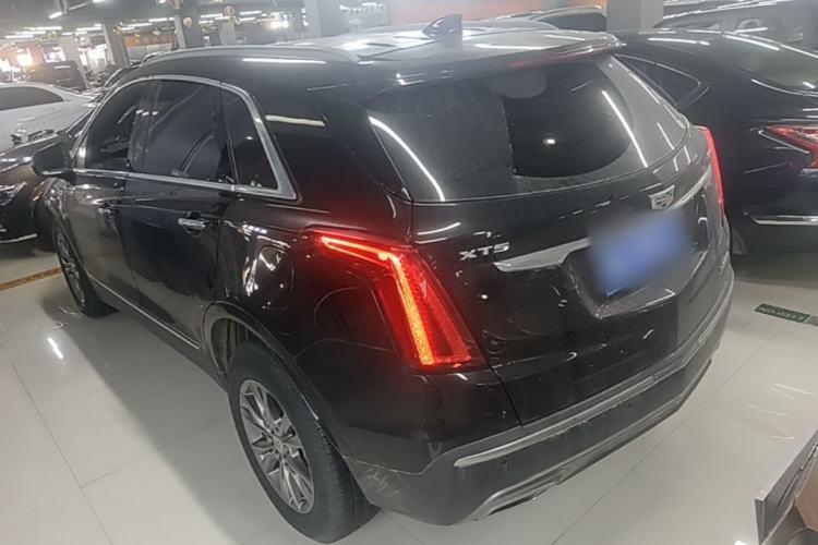 Cadillac XT5 2020 — фото 4