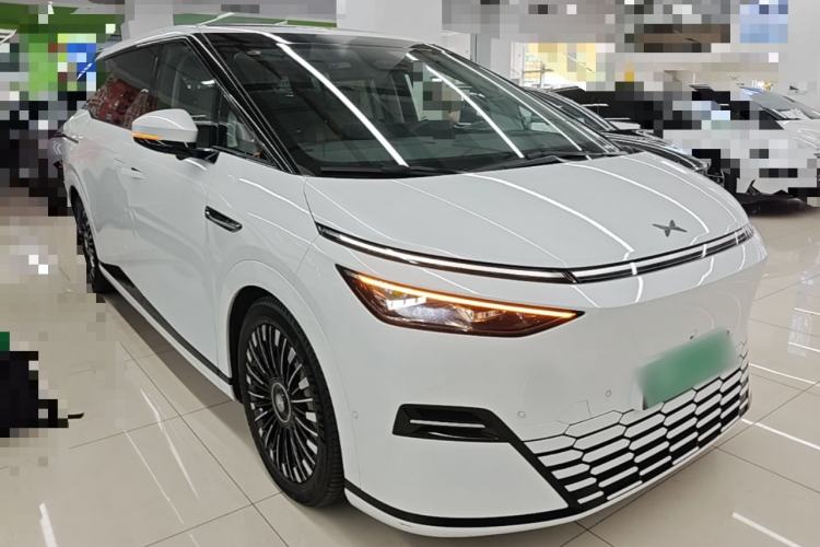 XPeng X9 2025 — 3