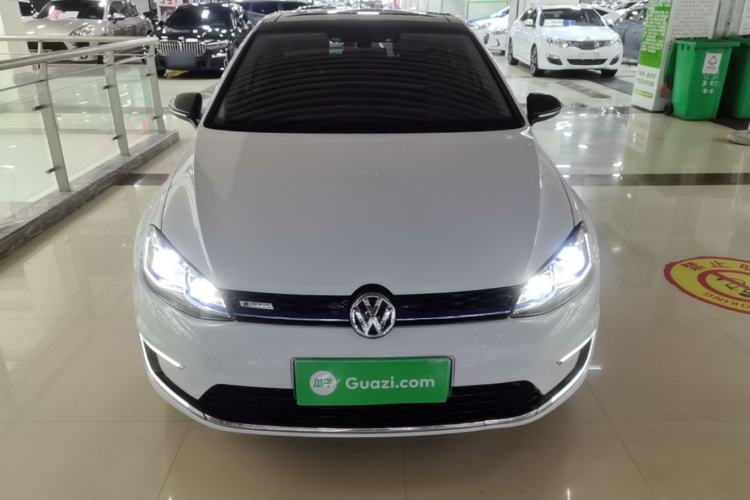 Volkswagen Golf 2020 — 2