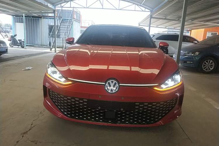 Volkswagen Lamando 2022 — 2