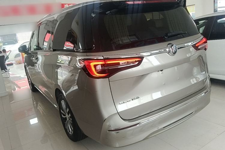 Buick GL8 2023 — 4