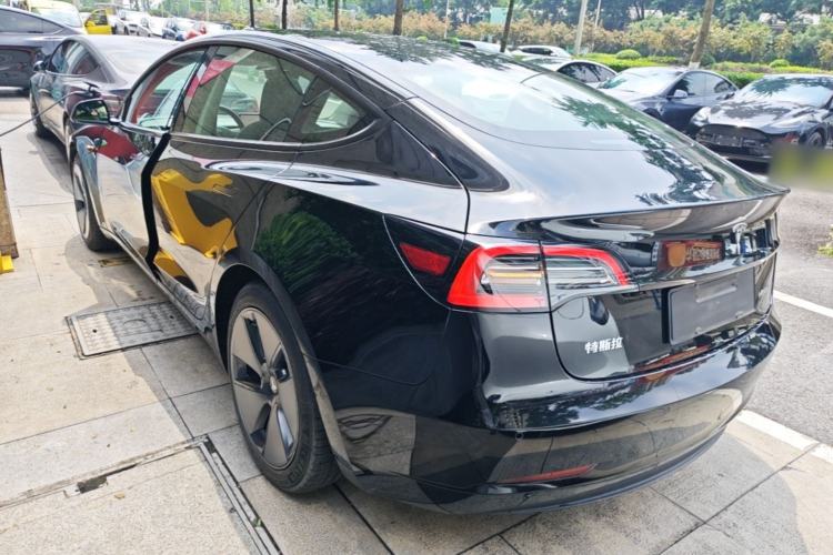Tesla Model 3 2022 — 4