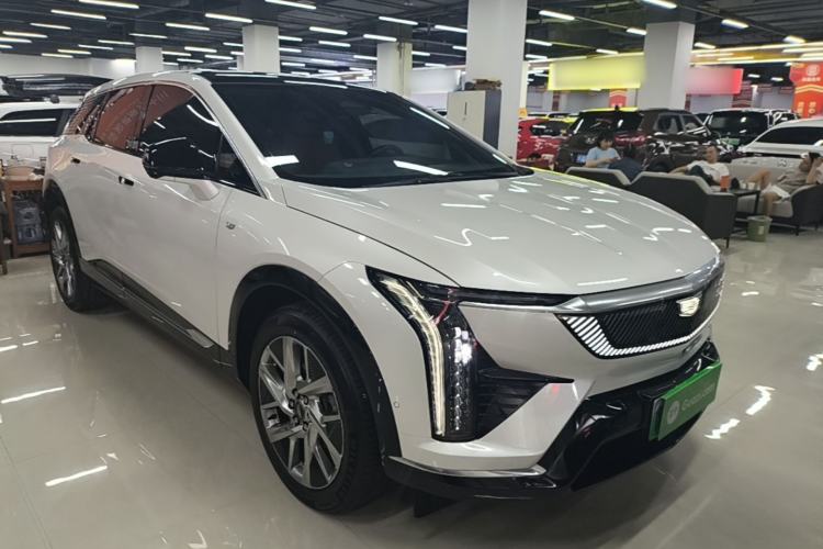 Cadillac OPTIQ 2024 — 3