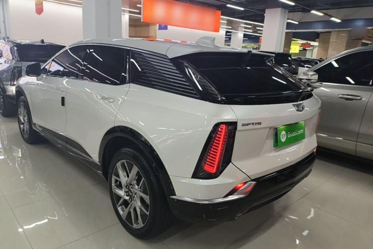 Cadillac OPTIQ 2024 — 4