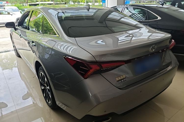 Toyota Avalon 2022 — 4