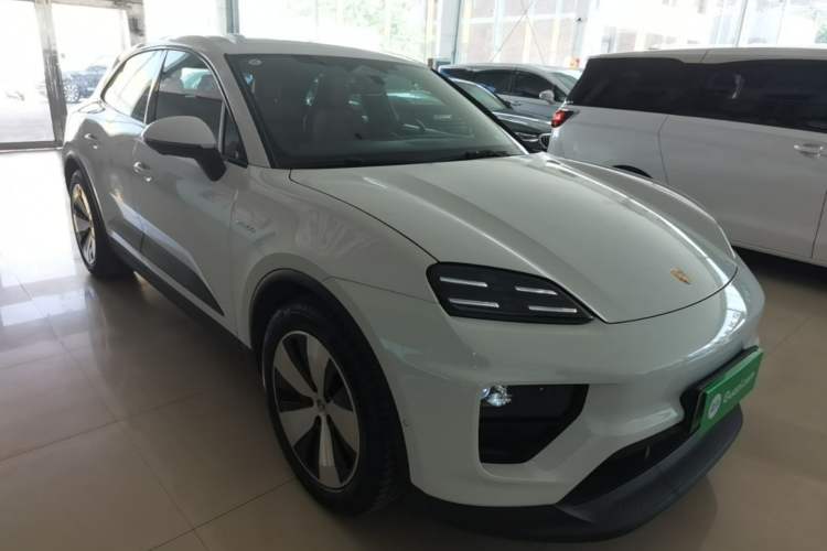 Porsche Macan 2024 — 3