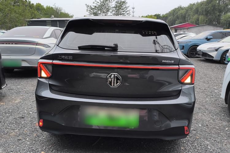 MG MG4 EV 2026 — 5