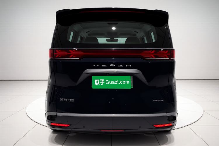 Denza D9 2022 — 5