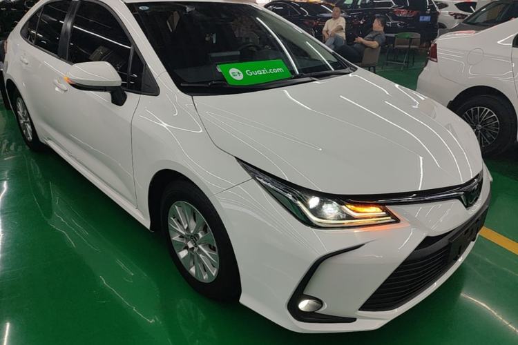 Toyota Corolla 2022 — 3