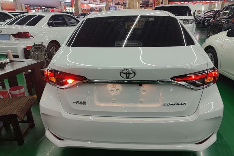 Toyota Corolla 2022 — 5