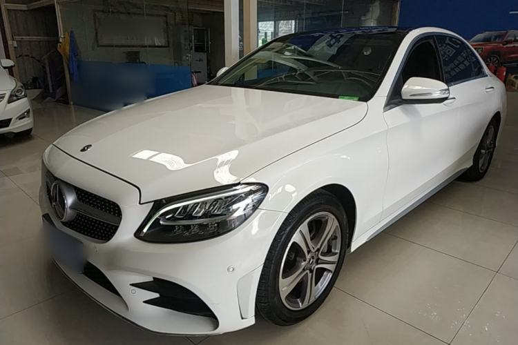 Mercedes-Benz C 260 L 2020 — фото 1