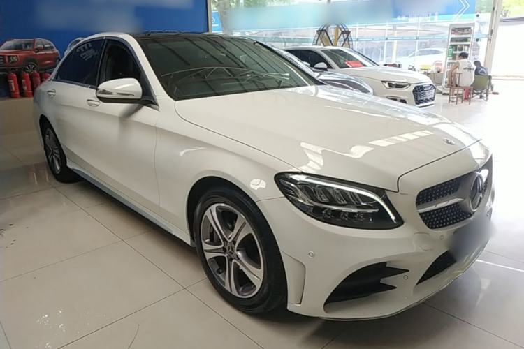 Mercedes-Benz C 260 L 2020 — фото 3