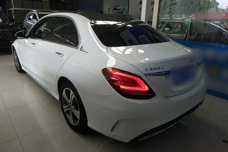 Mercedes-Benz C 260 L 2020 — фото 4