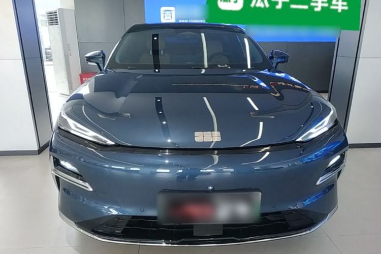 Geely Galaxy 8 2025 — 2
