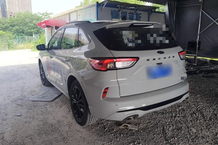 Ford Escape 2024 — 4