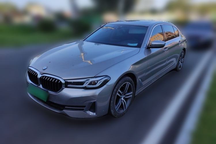 BMW 530Li 2022 — фото 1