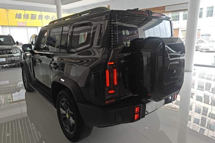 Jetour Traveler 2023 — 4