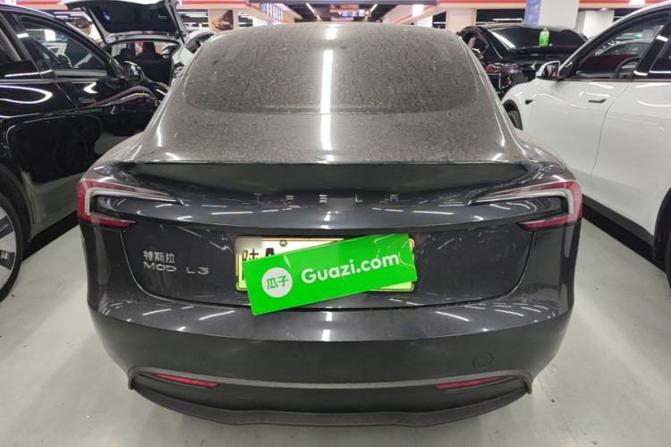 Tesla Model 3 2023 — 5