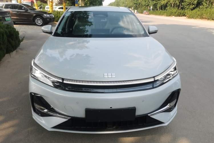 Geely Galaxy A7 2025 — 2